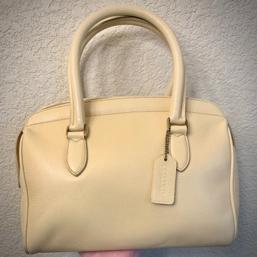 Vintage Coach Madison Sutton (1996) - Picture 3 of 12